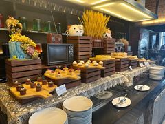 -唐拉雅秀酒店-西锦汇空中BBQ·思创餐厅