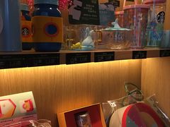 -星巴克(西藏路店)