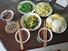 -乐禧母婴全自营月嫂(宝山店)