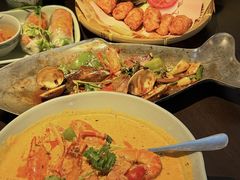 -大头虾越式风味餐厅(光明广场店)