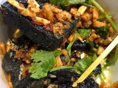 黑色经典臭豆腐-黑色经典臭豆腐·湖南特产(步行街店)