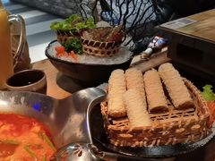 -湊湊火锅·茶憩(杭州湖滨银泰in77店)