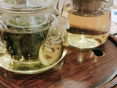 -顺风汤馆·广府粤菜(江宸天街店)