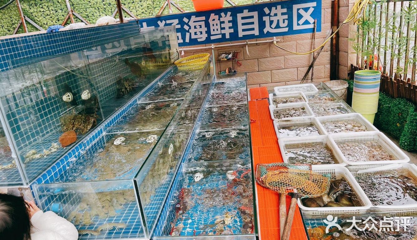 救命，真的很难拒绝这样一家海鲜餐厅呀！ 