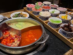 -周师兄大刀腰片火锅(洪崖洞旗舰店)