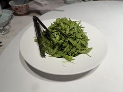 泰山松尖-鲁菜根·泰山菜(泰山店)