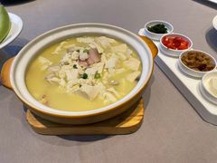 -香山湖渔家大院