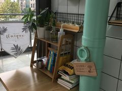 -蜜蜂小象·榴莲千层蛋糕(时代汇11栋店)