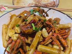 招牌油焖大闸蟹-小田油焖小龙虾(双井店)