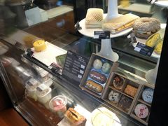 -星巴克(西安曲江银泰店)