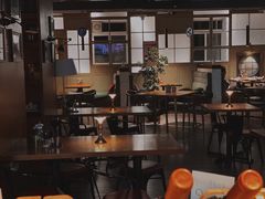 大堂-JINNS锦时 steak&pizza(浸信会礼拜堂旧址店)
