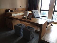 -优逸酒店(柳州窑埠古镇万象城店)