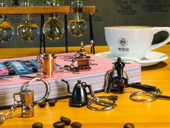 -ZING COFFEE 镜咖啡