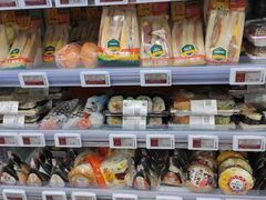 -便利蜂(河东区十一经路68号店)