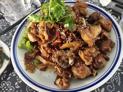 -八两八金·莱芜特色炒鸡(市南漳浦路店)