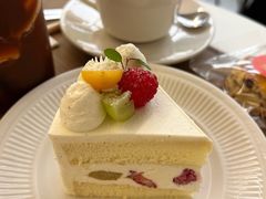 栀子缤纷水果蛋糕-素咫咖啡CLIFEROSE(新安店)