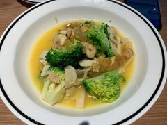 西兰花浸春笋-新太二·鲜料川菜(晶耀前滩店)