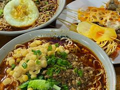 -丁丁猫重庆小面(徐州路店)