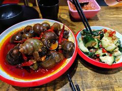 -老闵田螺馆·南昌特色小炒(梦时代店)