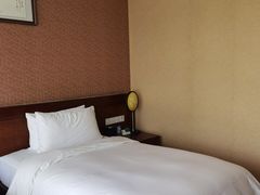 -中铁花水湾温泉酒店(大邑店)