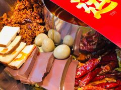 -谭鸭血老火锅(万象九宜城店)