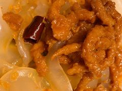 肉丝大拉皮-闫府私房菜·老字号(恒隆店)