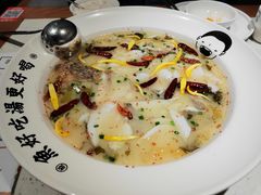 -江渔儿酸菜鱼·拔草餐厅(虎门君乐汇店)