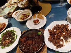 -辣螃铠盆盆蟹大排档(海昌店)