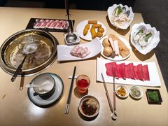 -余欢领鲜火锅(新街口店)