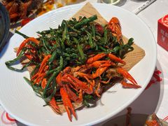 -肥肥虾庄·金牌油焖大虾(汉街SKP店)