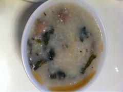 菜干猪骨粥-新大咀港式茶餐厅(宝山万达店)