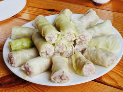 饿式菜卷-额尔古纳风情源非遗俄餐