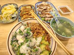 生蚝卤肉饭-巷仔内·台湾卤肉饭(七宝店)