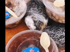 乌饭包老油条-芳婆糕团店(王府大街店)