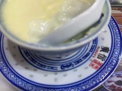-广信牛奶甜品世家(台东店)