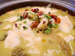 -周鱼小馆石锅酸菜鱼(活力汇店)