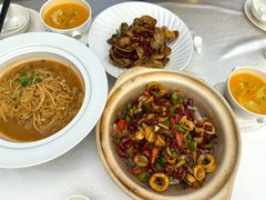 -品海楼·大连海胆锅贴馆(东港店)