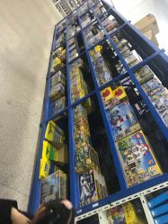 -逝水玩具折扣店