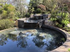 -七彩云南古滇温泉山庄