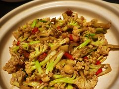 -鸽子侯·家宴·平价海鲜(市图书馆店)