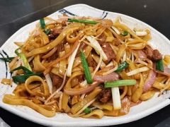 干炒牛河-龙凤点心饼家·39年老字号(松岗店)