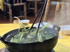 -大石鼓山庄·珠海第一烧猪