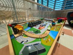 -奈尔宝·儿童乐园·亲子餐厅(华采天地店)