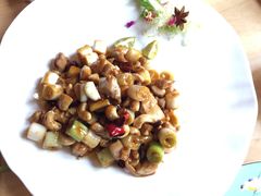 宫保鸡丁-青城山六善酒店·紫氣園中餐厅