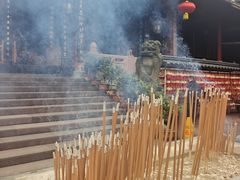 -峨眉山报国寺