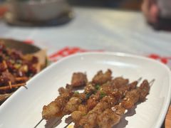 -肥肥虾庄·金牌油焖大虾(杨园滨江时代walk店)