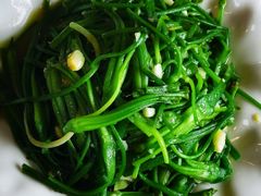 -隔壁老王·家常云南菜(皇冠店)