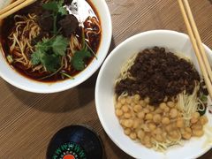 -花市豌杂面(民生路店)