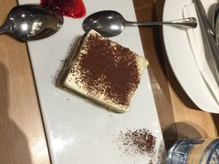 爱之丘提拉米苏-必胜客(金鹰店)