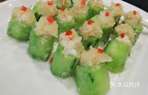 Steamed Fresh Shrimp and Scallop with Loofah